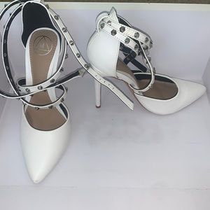 Missguided white pumps